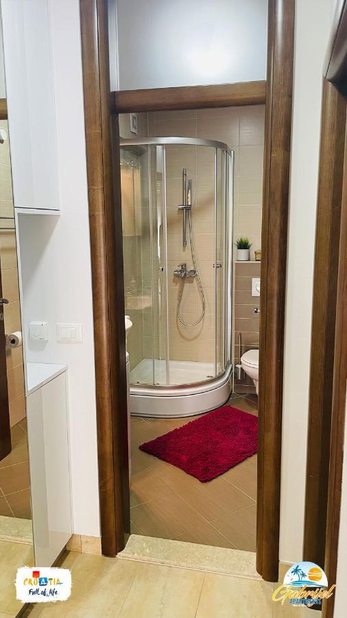 Gabrijel Apartments Makarska 1 Екстер'єр фото
